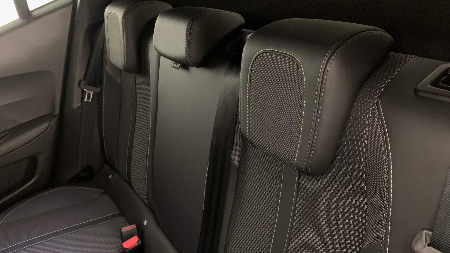 Used Peugeot 2008 2025 for sale - 77910191: Photo 7