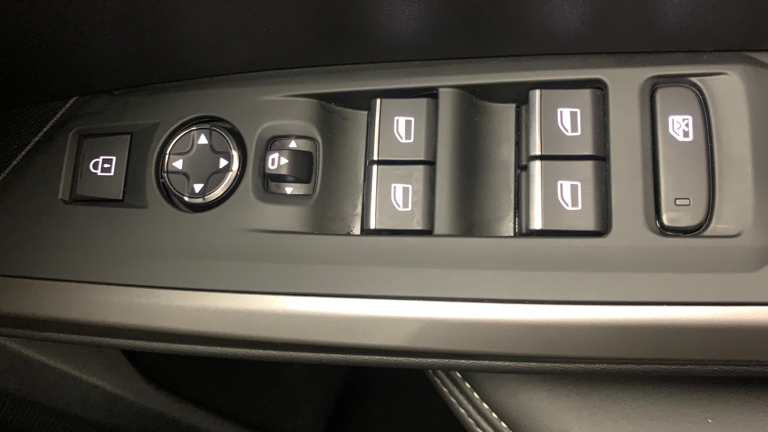 Used Peugeot 3008 2025 for sale - 77042321: Photo 40