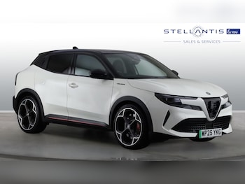 Used Alfa Romeo Junior 2025 for sale - 79094252: Photo