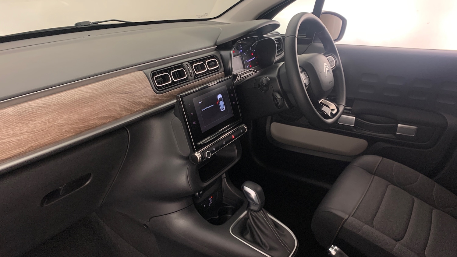 Used Citroen C3 2024 for sale - 77132407: Photo 2