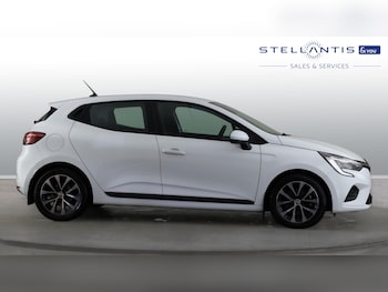 Used Renault Clio 2022 for sale - 78505447: Photo