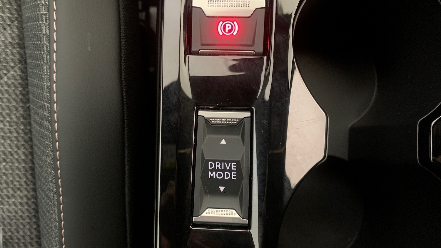 Used Peugeot 2008 2024 for sale - 77042350: Photo 33