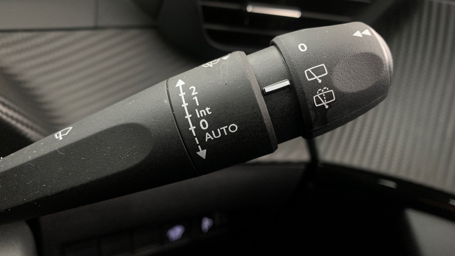 Used Peugeot 2008 2024 for sale - 77042350: Photo 37