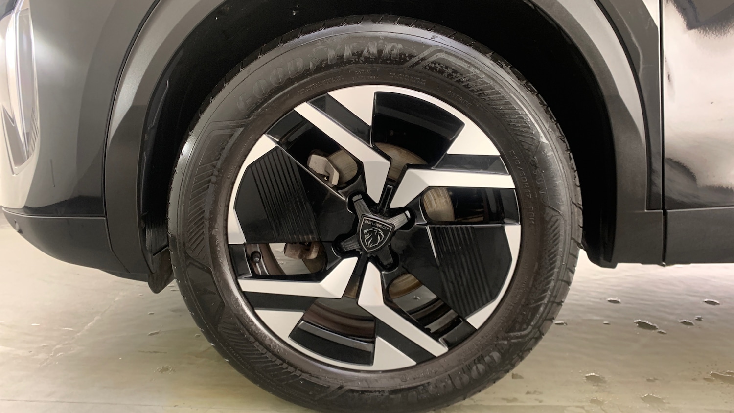 Used Peugeot 2008 2024 for sale - 77042350: Photo 6