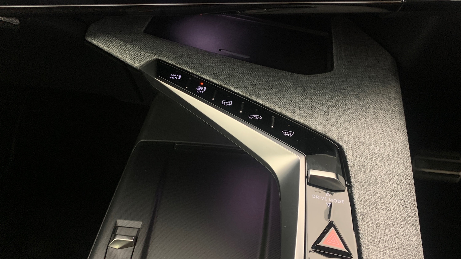 Used Peugeot 3008 2024 for sale - 77176169: Photo 32