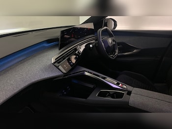 Used Peugeot 3008 2024 for sale - 76966131: Photo