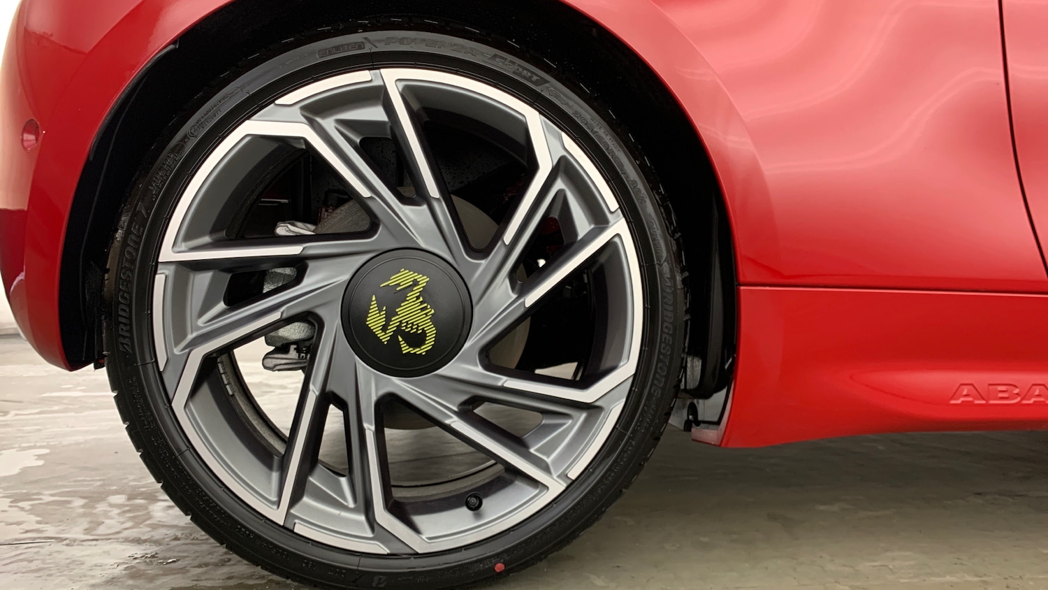 Used Abarth 500 2024 for sale - 76350389: Photo 22