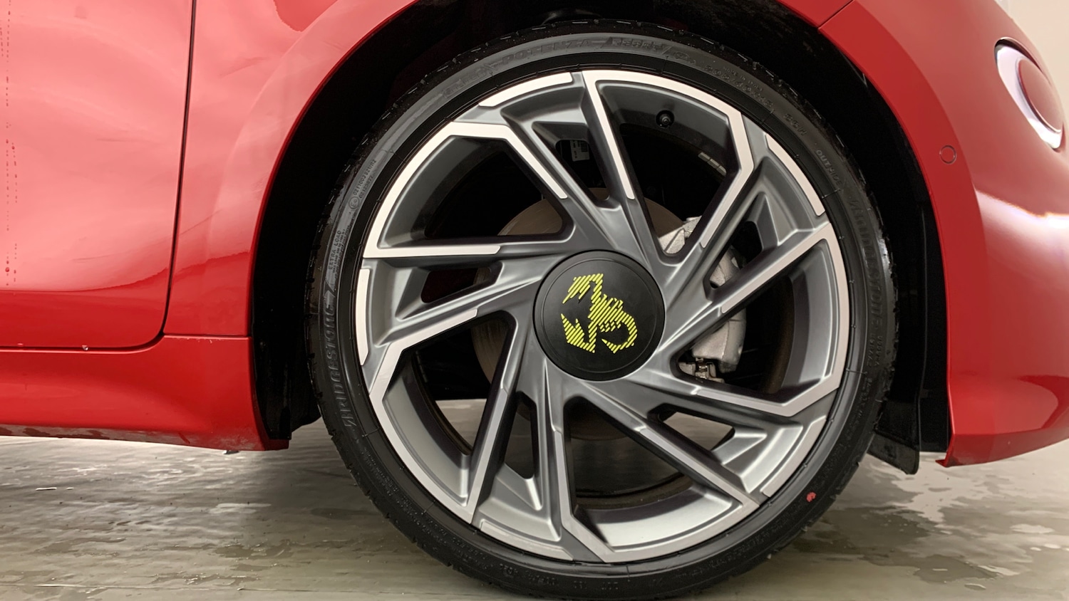 Used Abarth 500 2024 for sale - 76350389: Photo 23