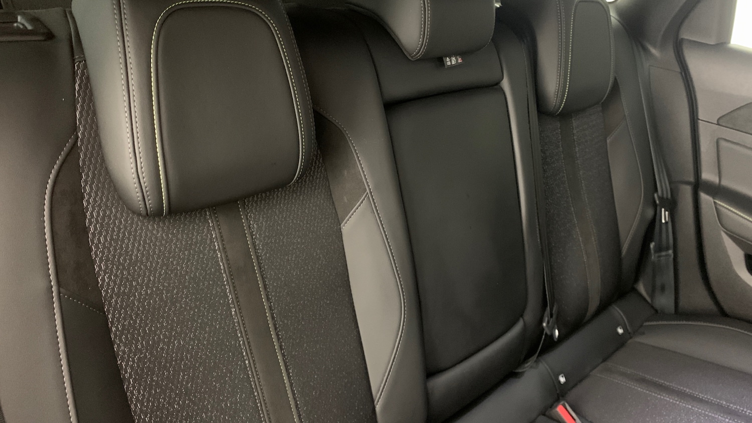 Used Peugeot 308 2025 for sale - 77042319: Photo 7