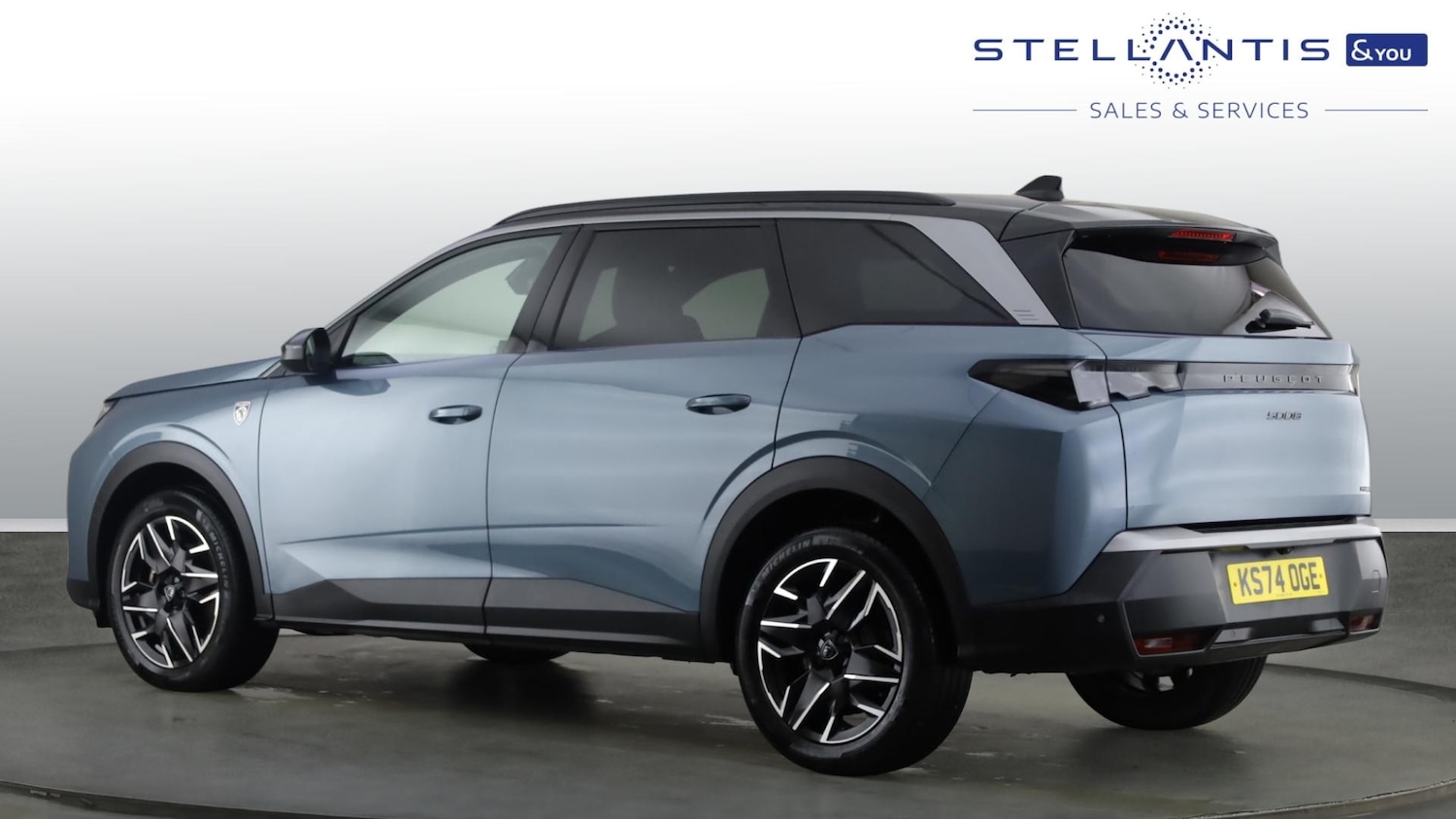 Used Peugeot 5008 2024 for sale - 76966105: Photo 3