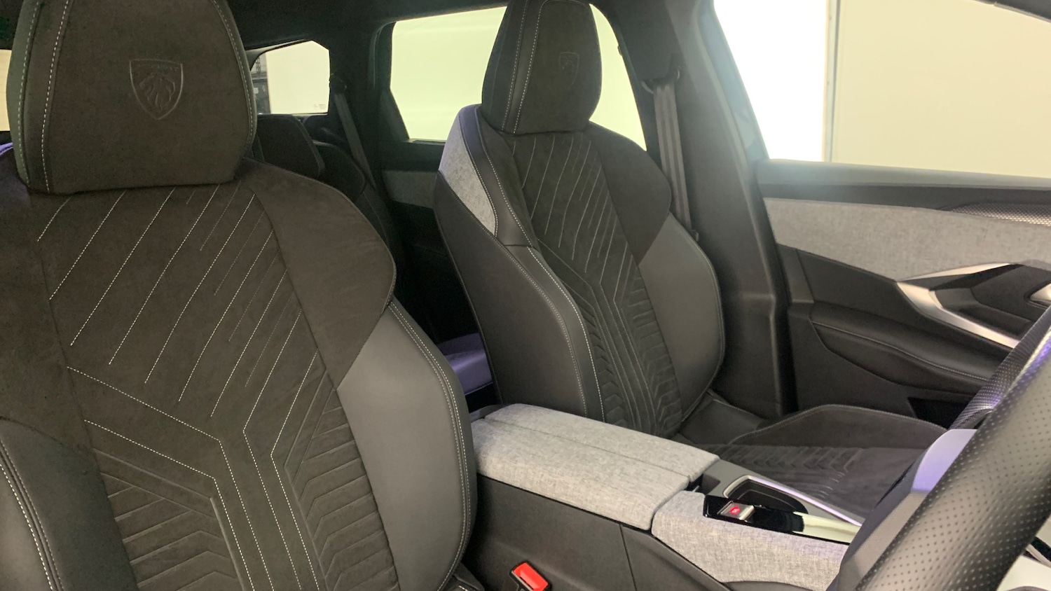 Used Peugeot 5008 2024 for sale - 76966105: Photo 45