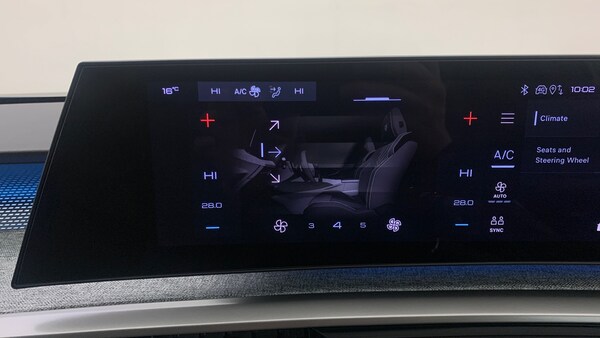 Used Peugeot 3008 2025 for sale - 76168063: Photo 24