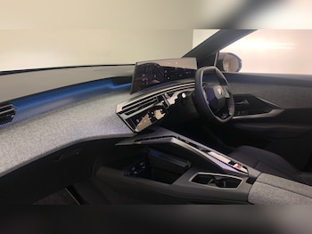 Used Peugeot 3008 2025 for sale - 76168063: Photo 2