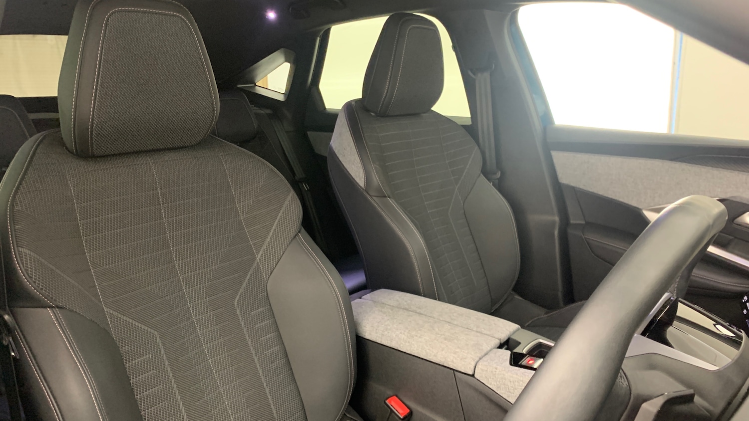 Used Peugeot 3008 2024 for sale - 76216490: Photo 38