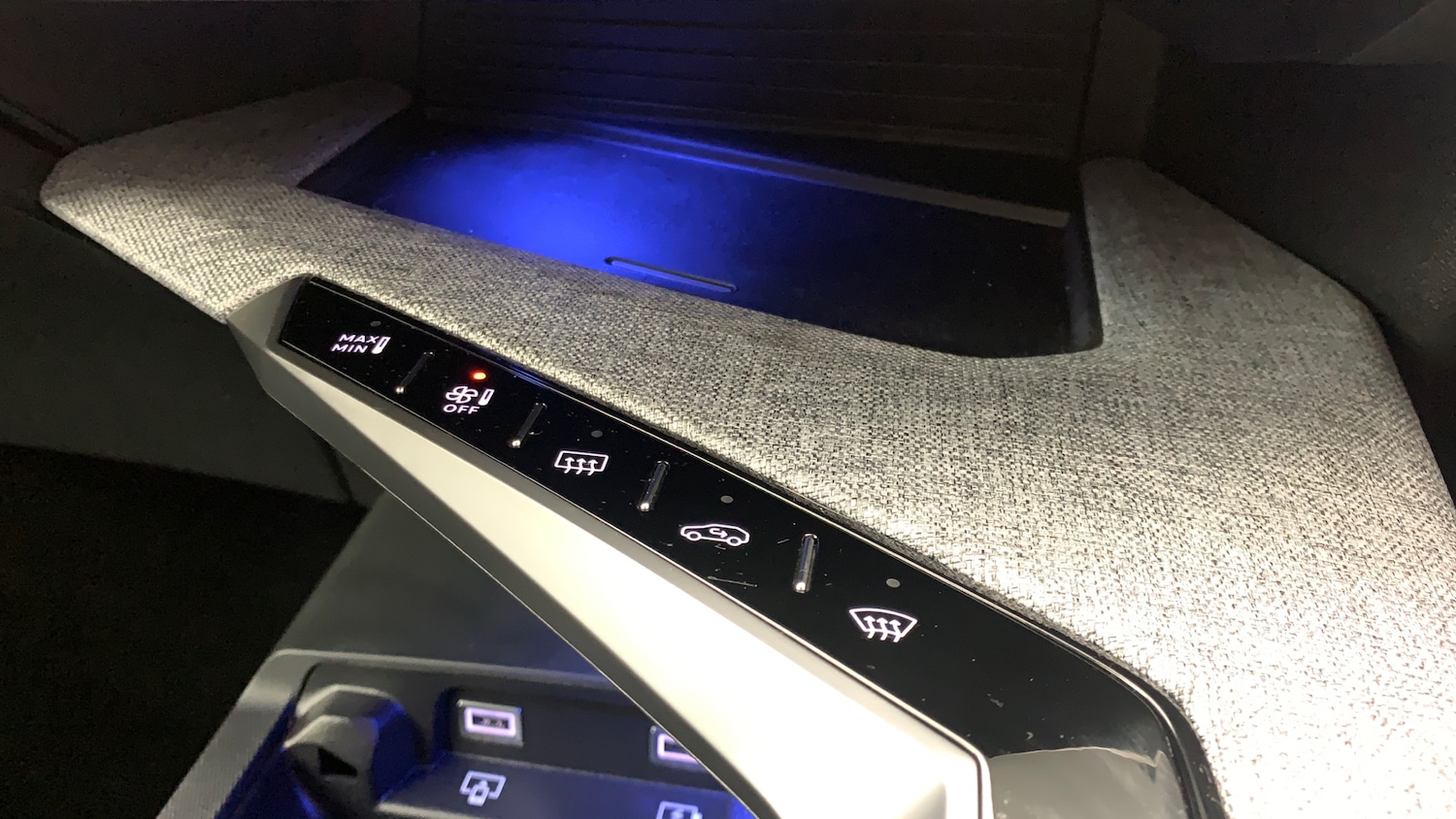 Used Peugeot 3008 2024 for sale - 76887887: Photo 34