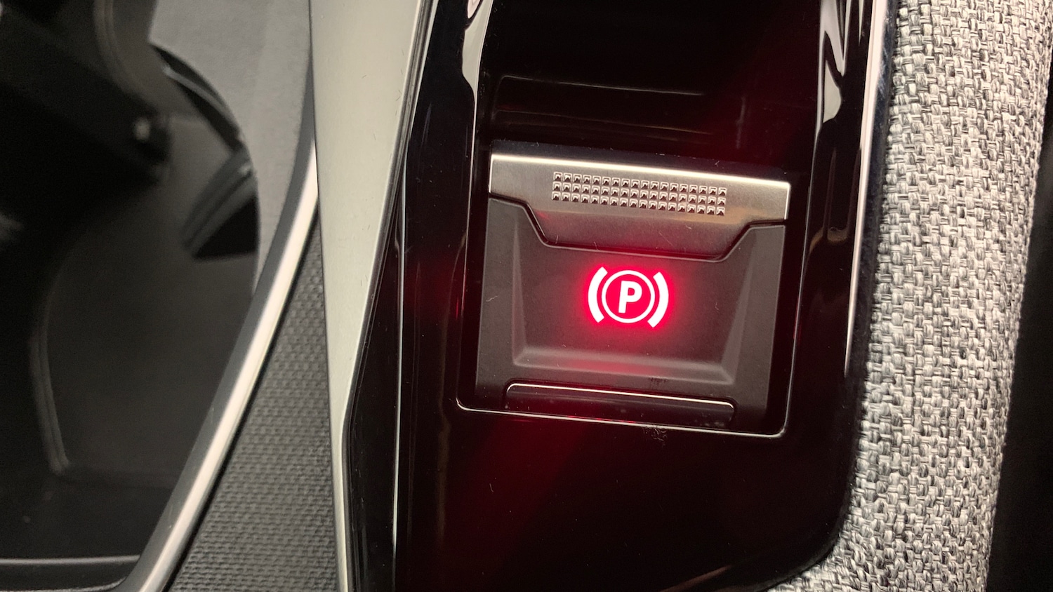 Used Peugeot 3008 2024 for sale - 76887887: Photo 37