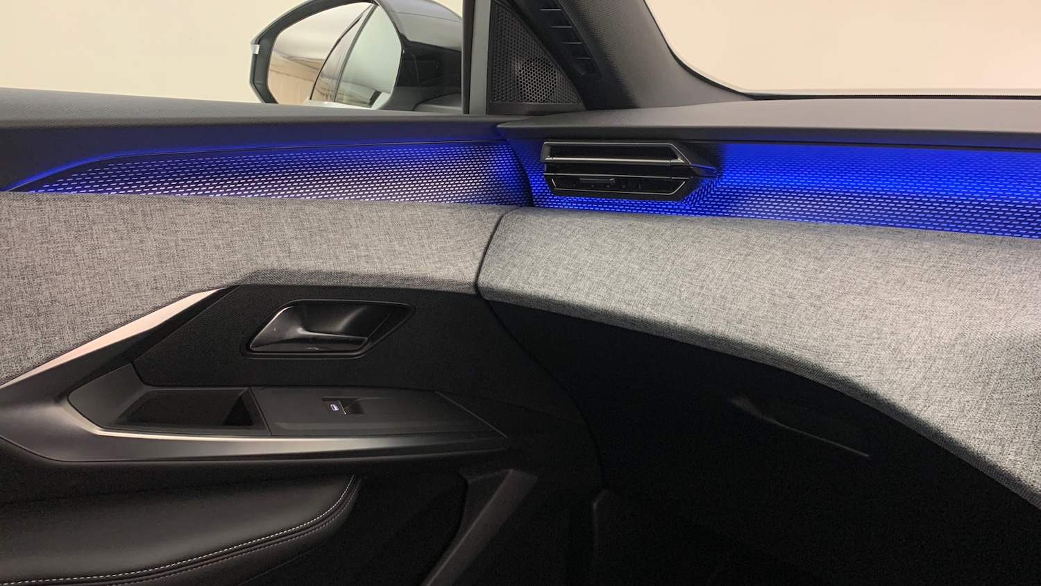 Used Peugeot 3008 2024 for sale - 76887887: Photo 44