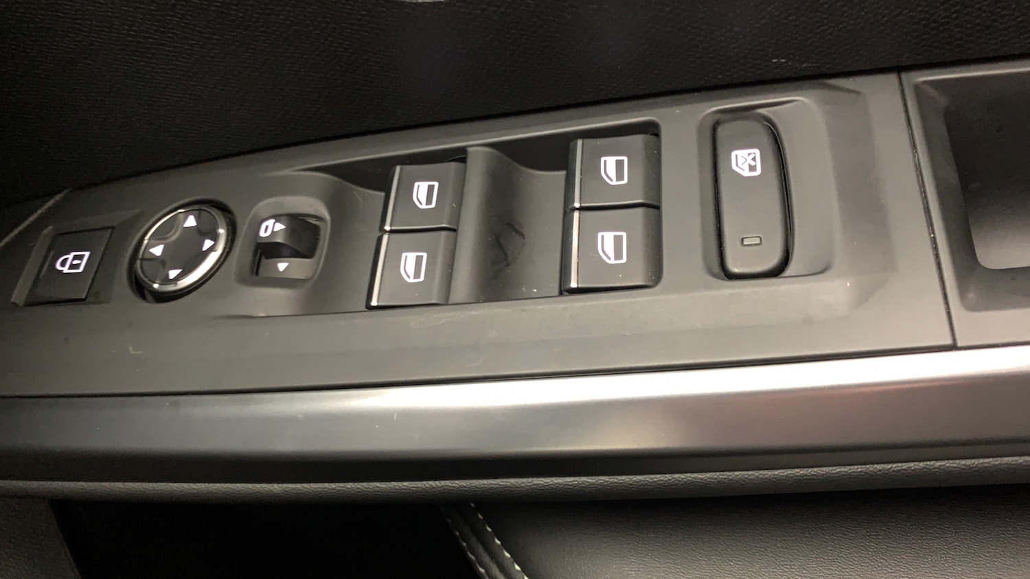 Used Peugeot 3008 2024 for sale - 76887887: Photo 46