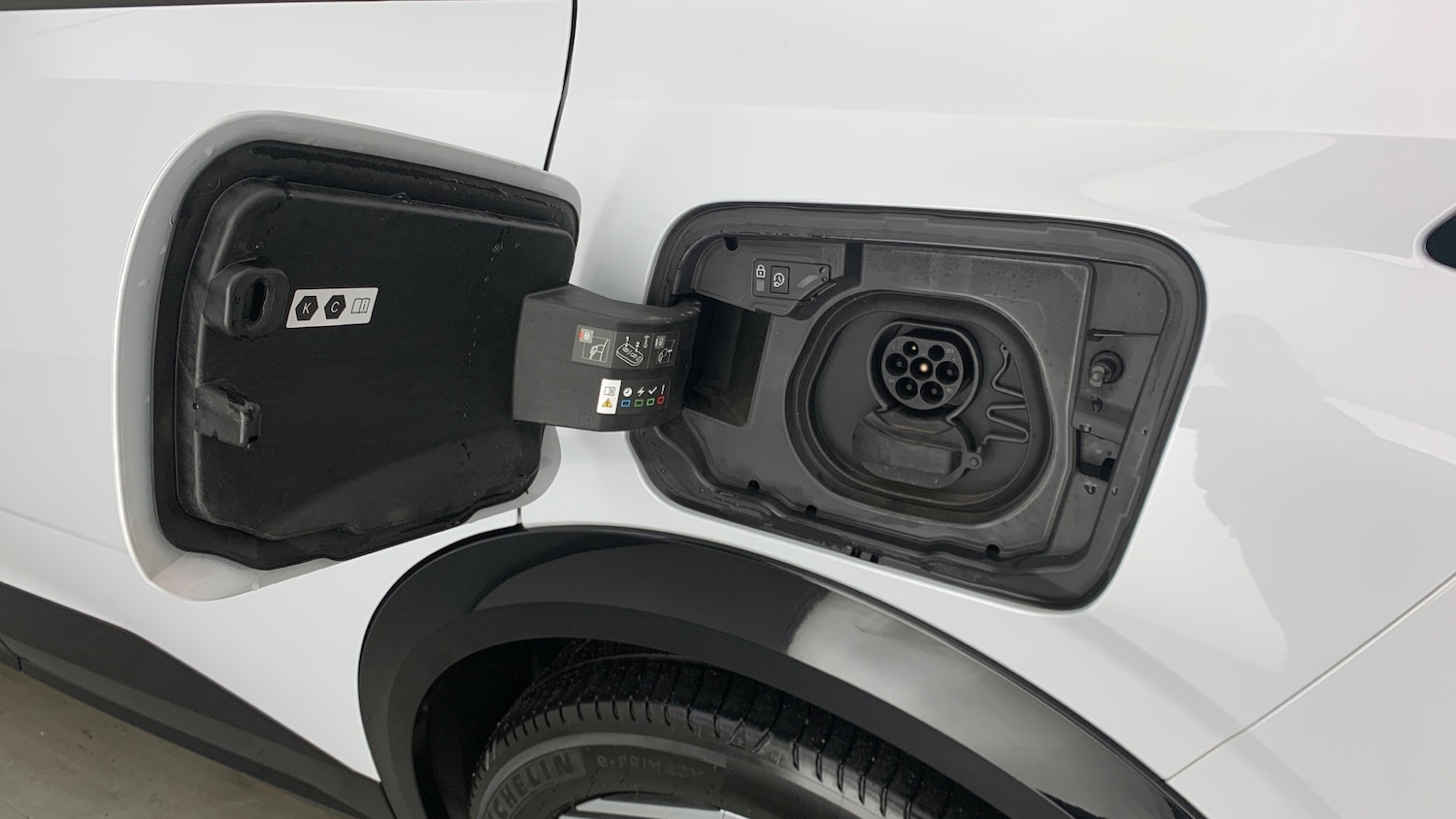 Used Peugeot 3008 2024 for sale - 76887887: Photo 51