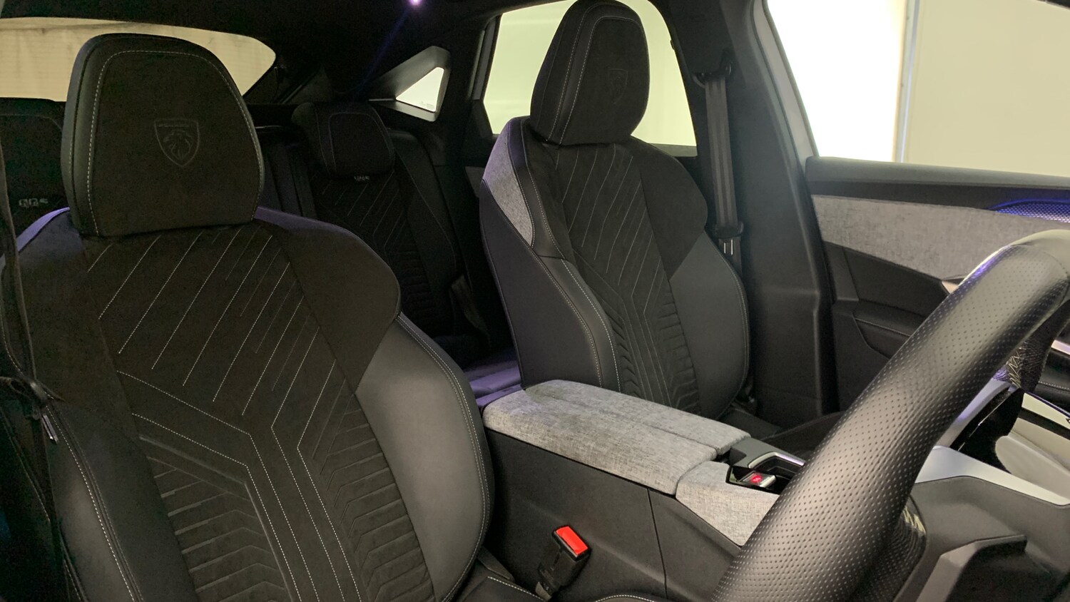 Used Peugeot 3008 2024 for sale - 76887887: Photo 53