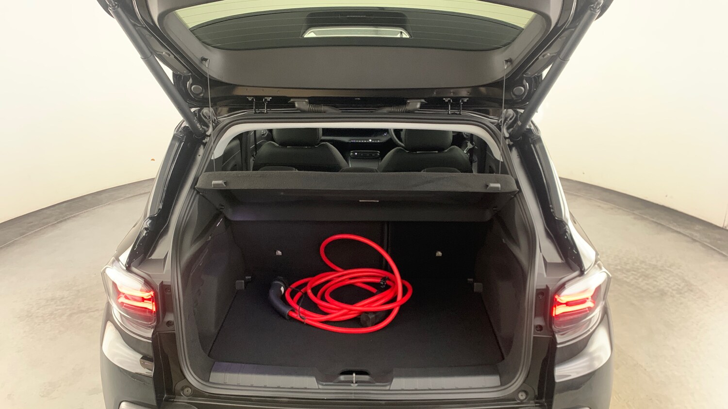 Used Jeep Other 2023 for sale - 76327700: Photo 5