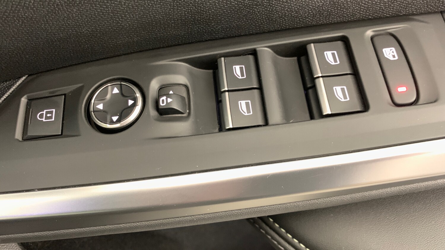 Used Peugeot 3008 2024 for sale - 76372179: Photo 40