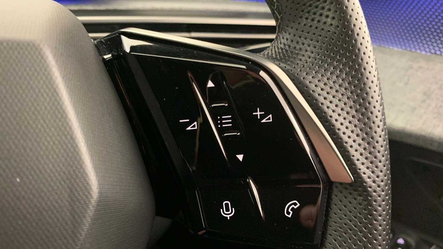 Used Peugeot 3008 2024 for sale - 76621405: Photo 18