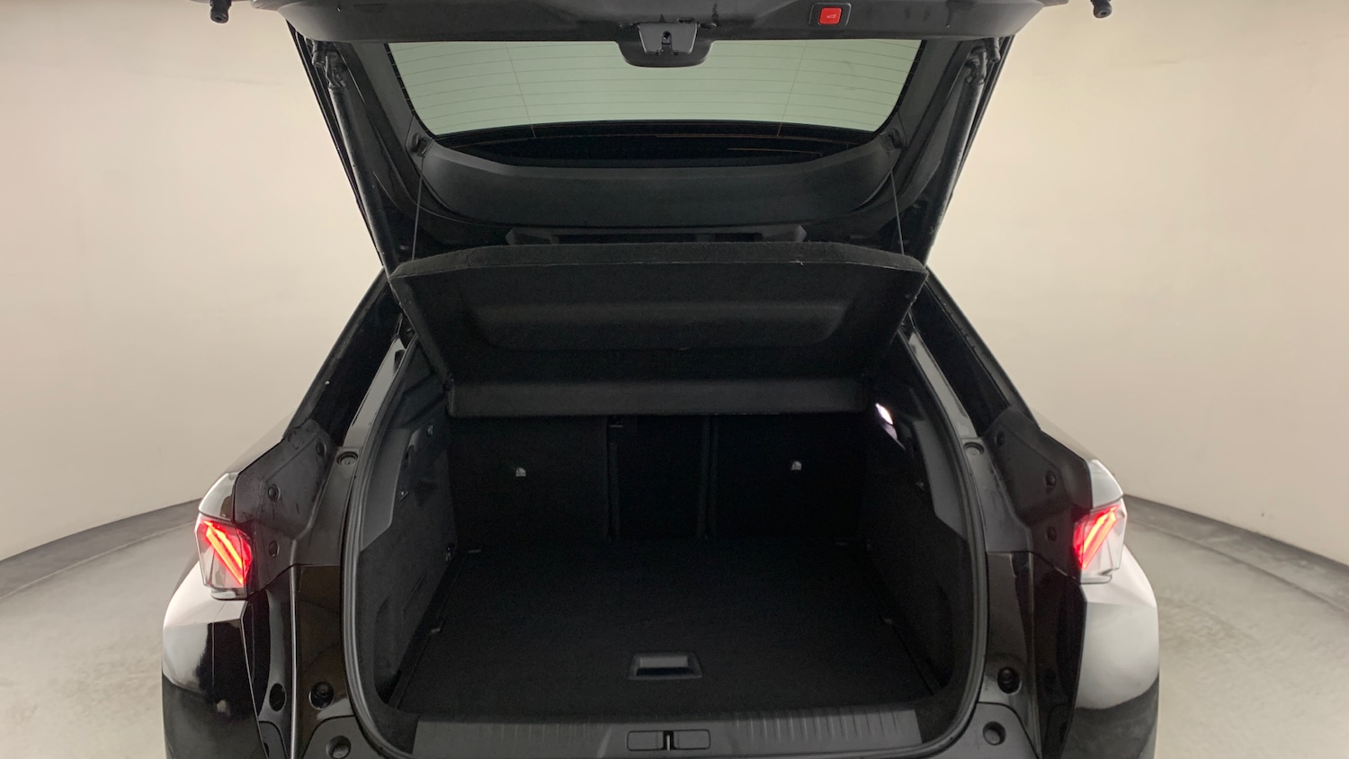 Used Peugeot 3008 2024 for sale - 76621405: Photo 5