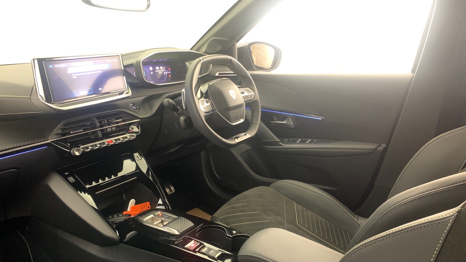 Used Peugeot 208 2025 for sale - 77825799: Photo 2