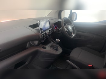 Used Vauxhall Combo 2024 for sale - 75248002: Photo