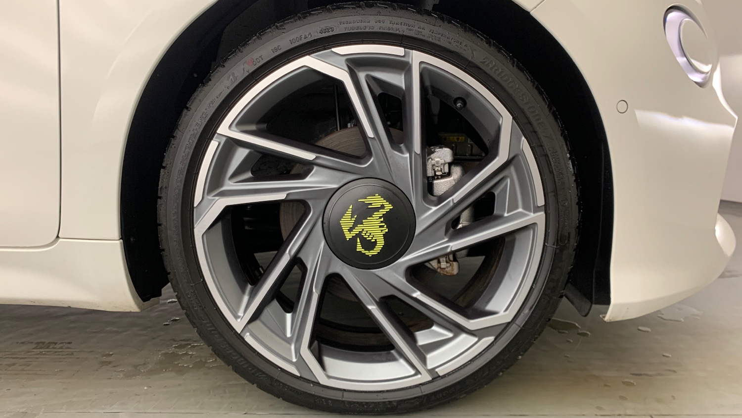 Used Abarth 500 2024 for sale - 76825733: Photo 23