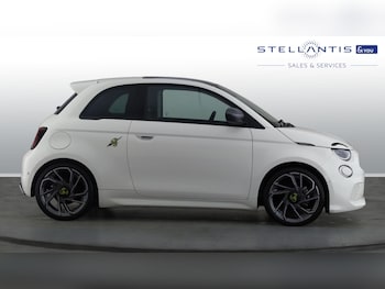 Used Abarth 500 2024 for sale - 76825733: Photo