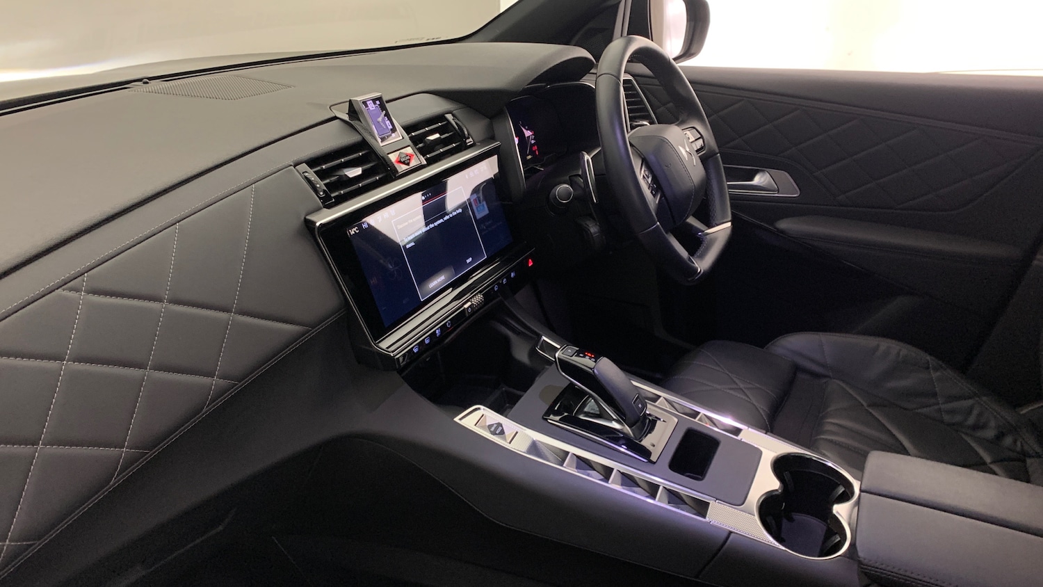 Used DS Automobiles DS 7 2024 for sale - 77412774: Photo 2