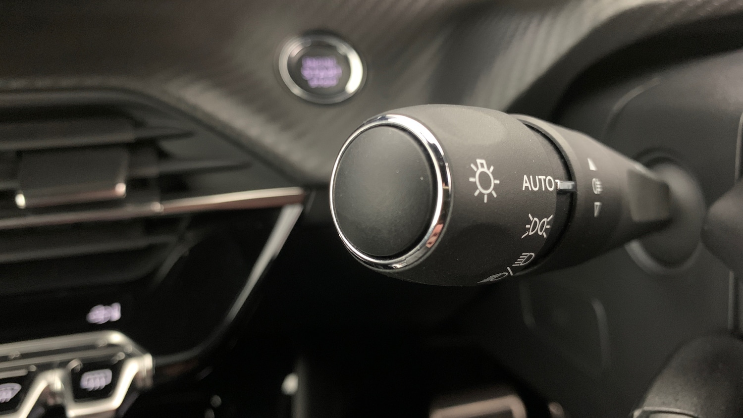 Used Peugeot 2008 2024 for sale - 76389556: Photo 34