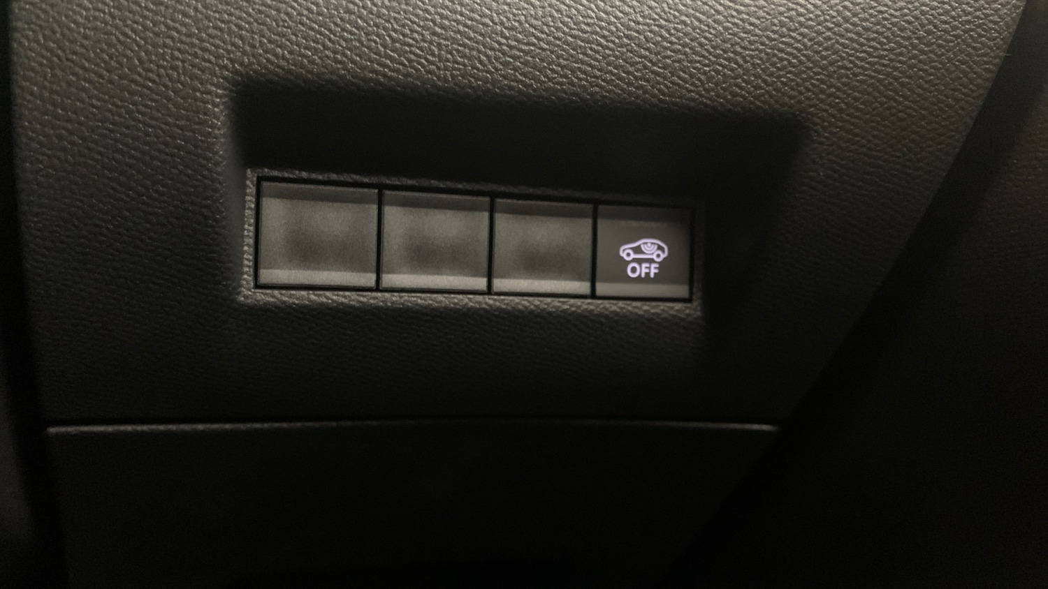 Used Peugeot 2008 2023 for sale - 76389579: Photo 20