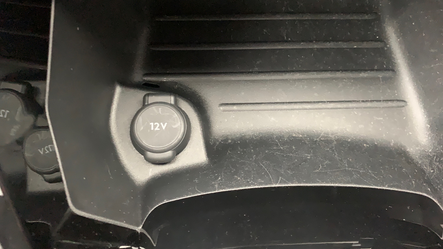 Used Peugeot 2008 2023 for sale - 76389579: Photo 25