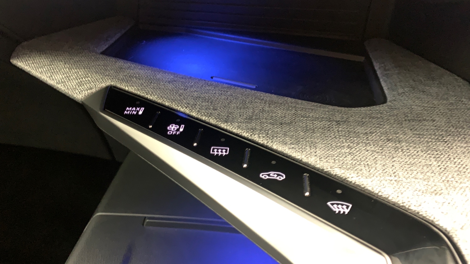 Used Peugeot 3008 2024 for sale - 77192799: Photo 34