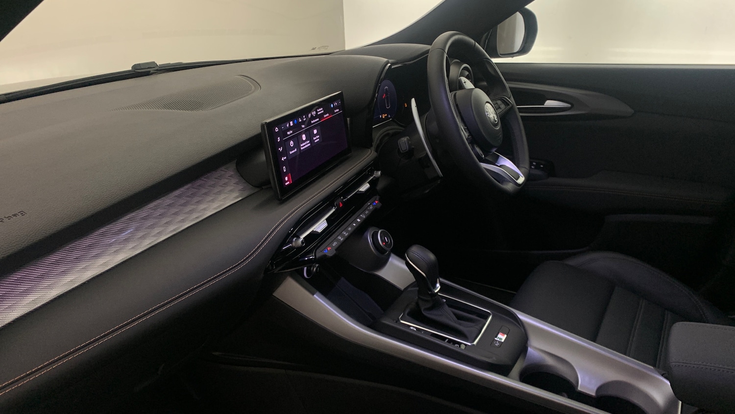 Used Alfa Romeo Tonale 2024 for sale - 77941329: Photo 2