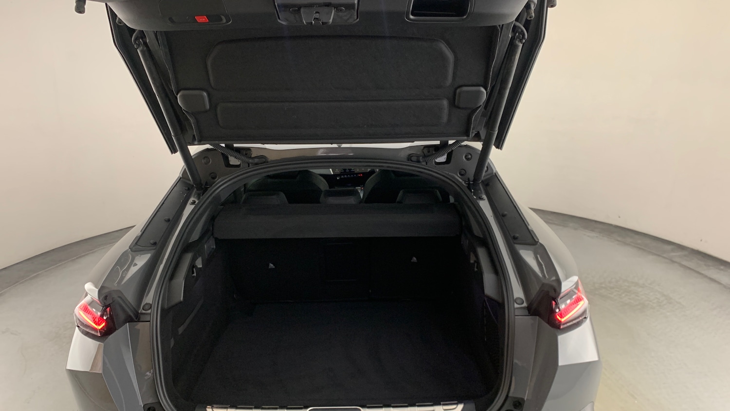 Used Peugeot 408 2025 for sale - 76574369: Photo 5