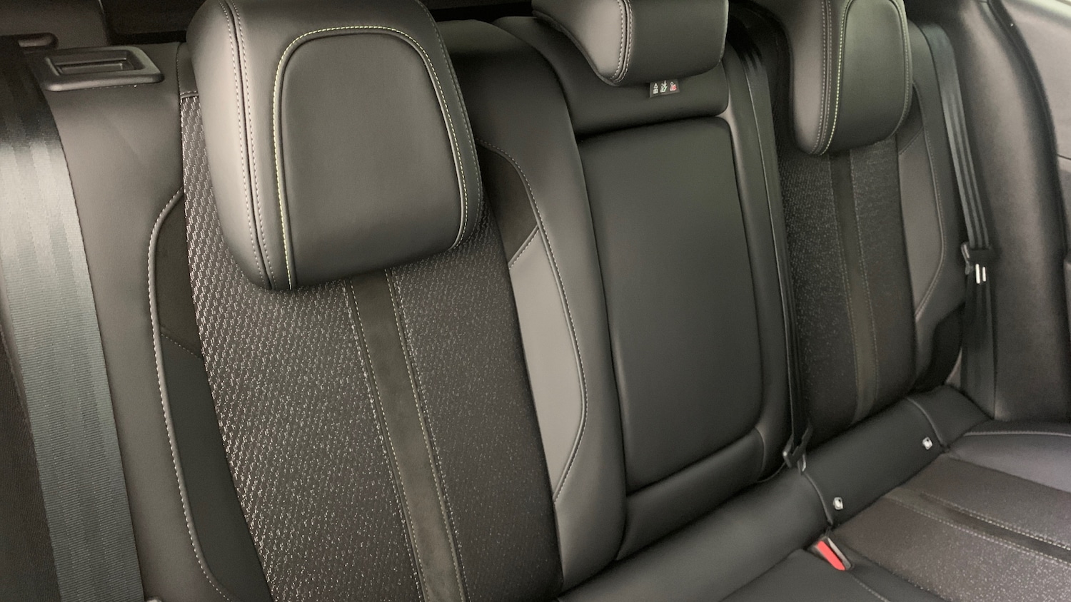 Used Peugeot 408 2025 for sale - 76574369: Photo 7