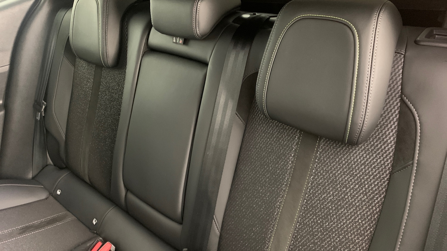 Used Peugeot 408 2025 for sale - 76574369: Photo 8