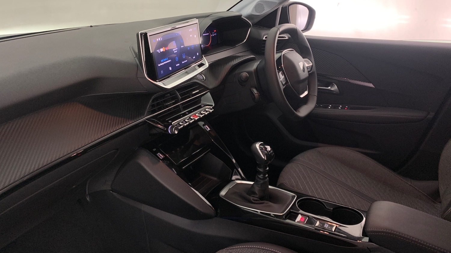 Used Peugeot 208 2024 for sale - 77009472: Photo 2