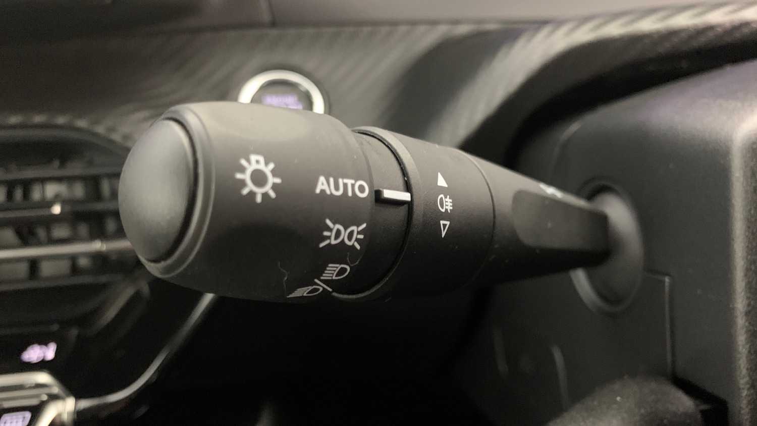 Used Peugeot 208 2024 for sale - 77009472: Photo 35