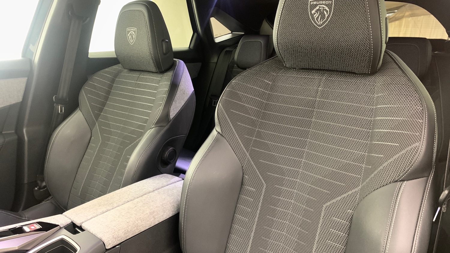Used Peugeot 3008 2025 for sale - 77132430: Photo 53