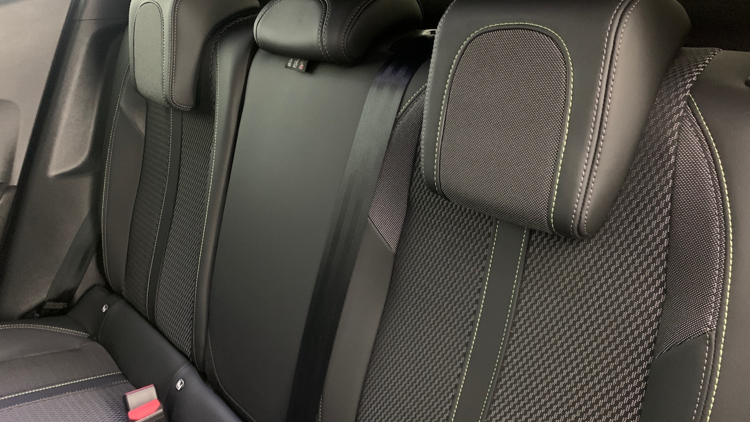 Used Peugeot 2008 2023 for sale - 76389553: Photo 8