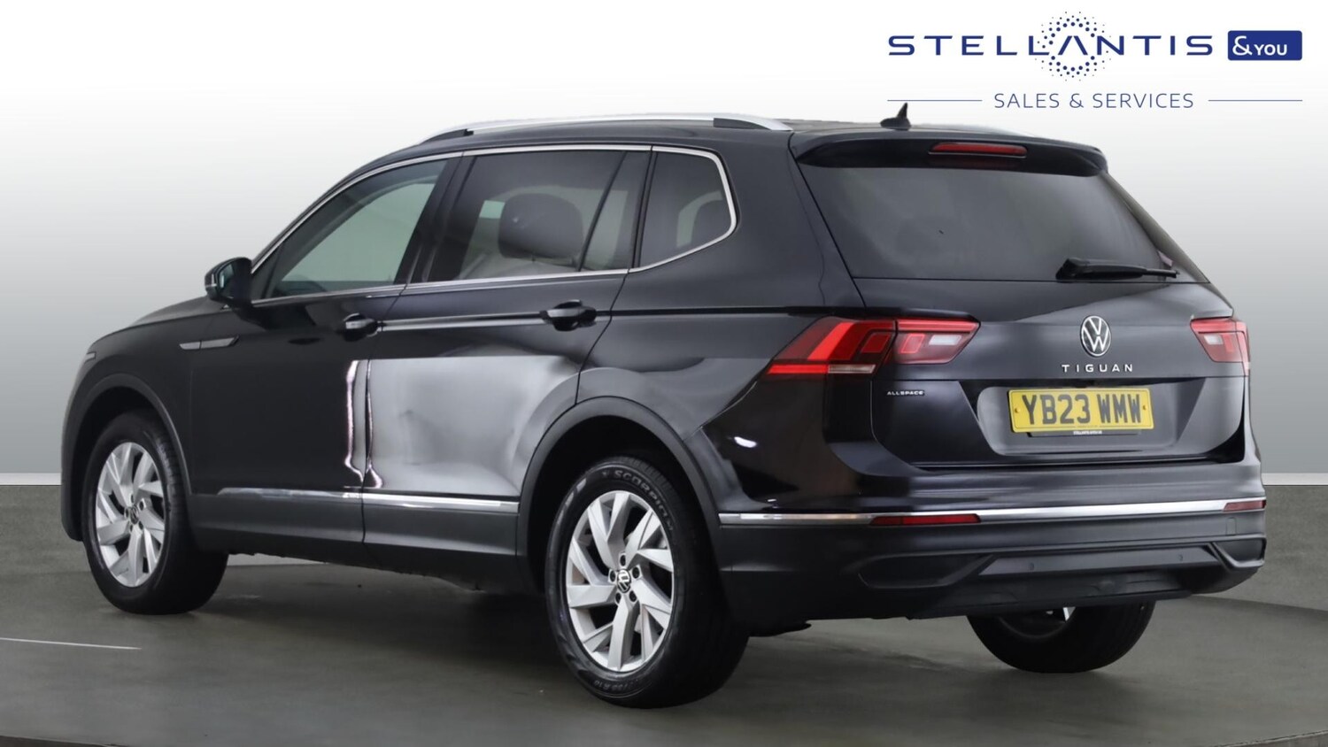 Used Volkswagen Tiguan Allspace 2023 for sale - 76073669: Photo 3