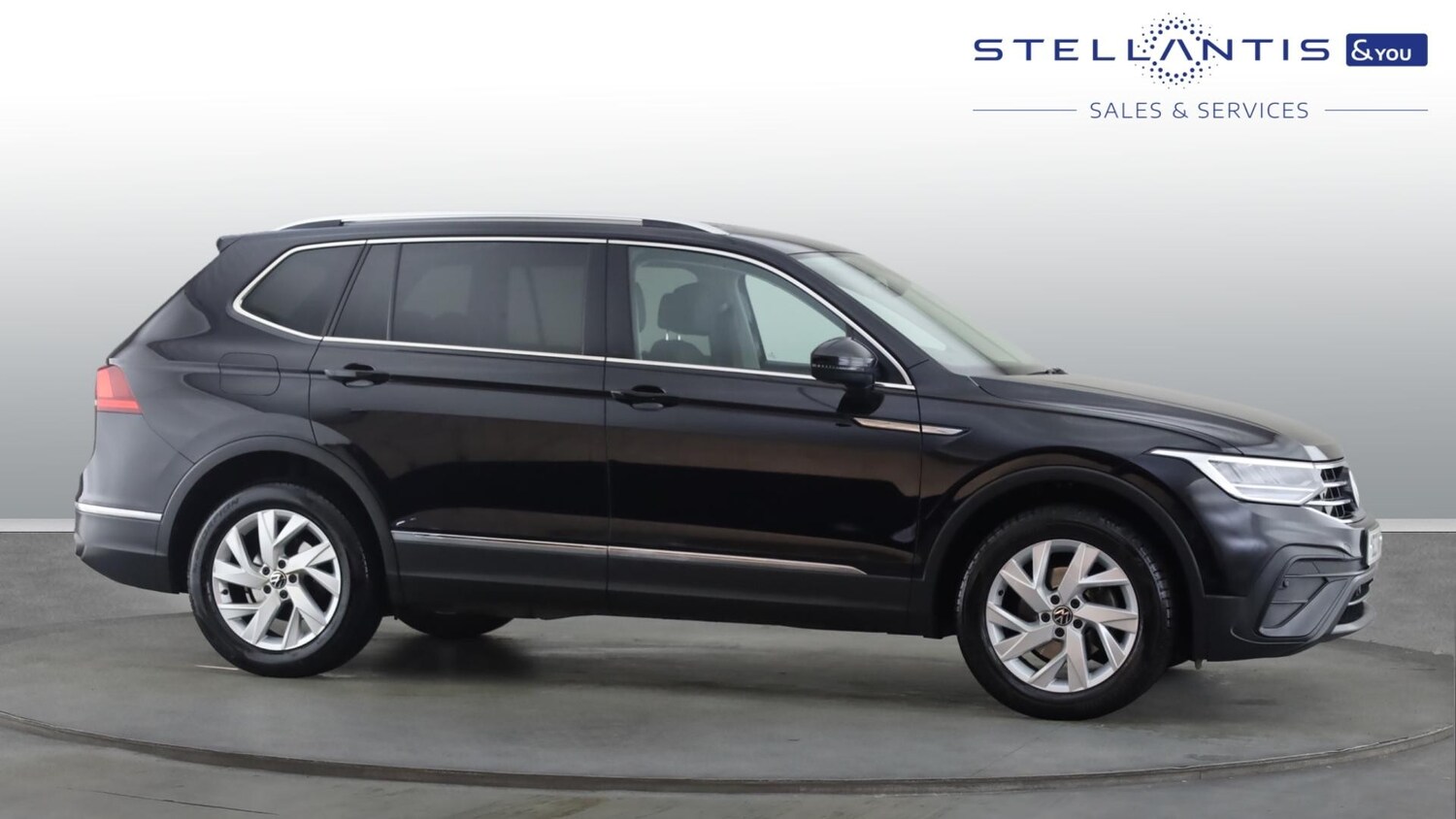 Used Volkswagen Tiguan Allspace 2023 for sale - 76073669: Photo 4