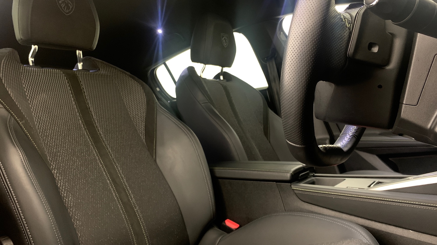 Used Peugeot 308 2024 for sale - 77971175: Photo 40