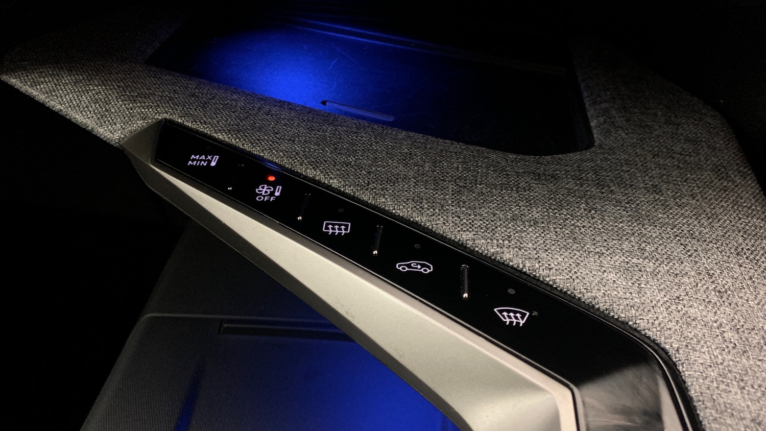 Used Peugeot 3008 2025 for sale - 77042347: Photo 32