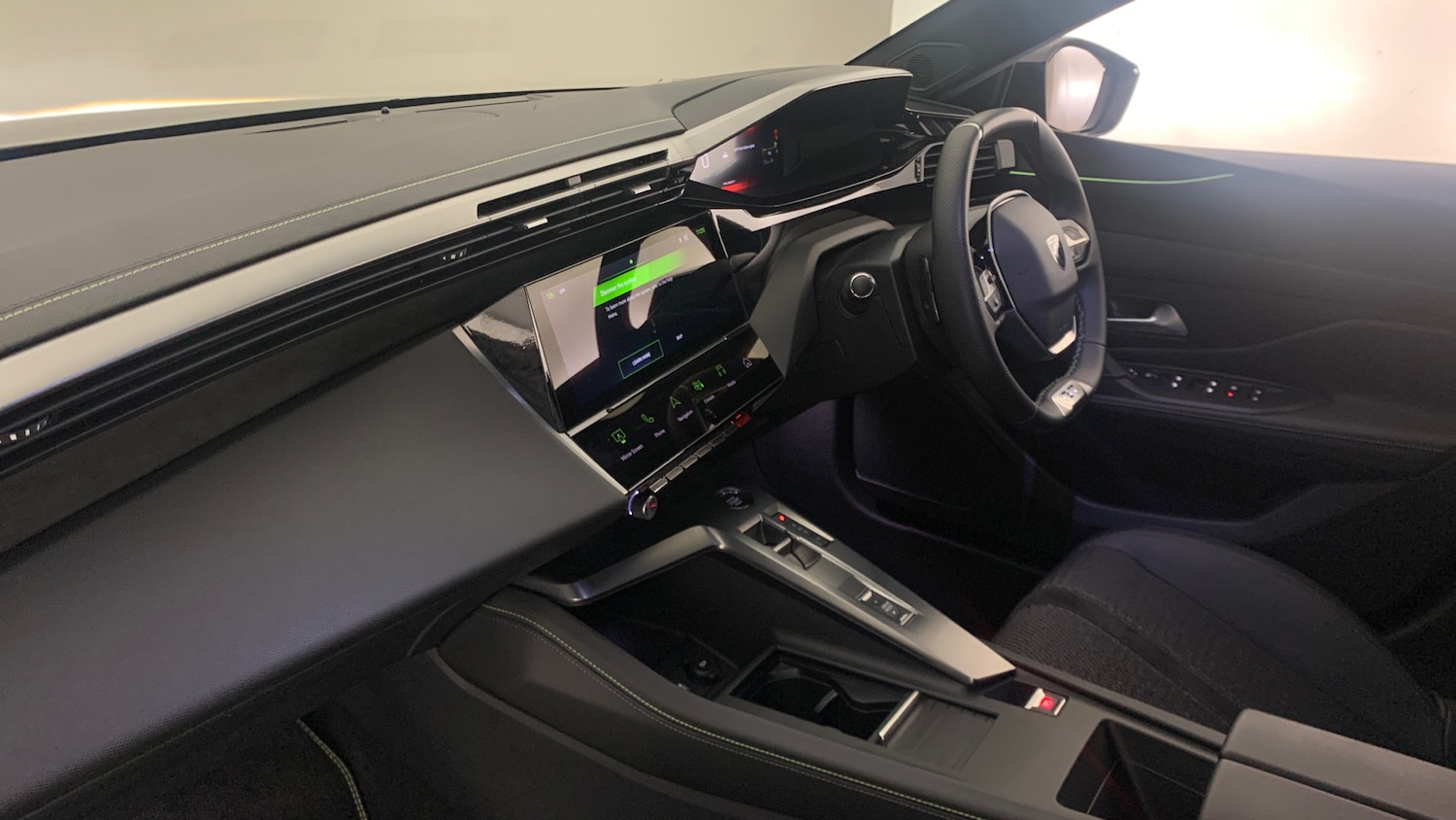 Used Peugeot 308 2025 for sale - 77009434: Photo 2